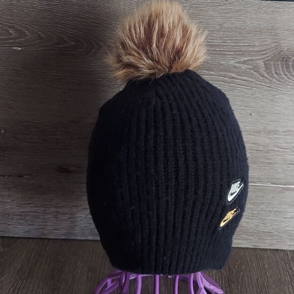 Nike Faux-Fur Pom Pom Knit Beanie - Black - Picture 1 of 4